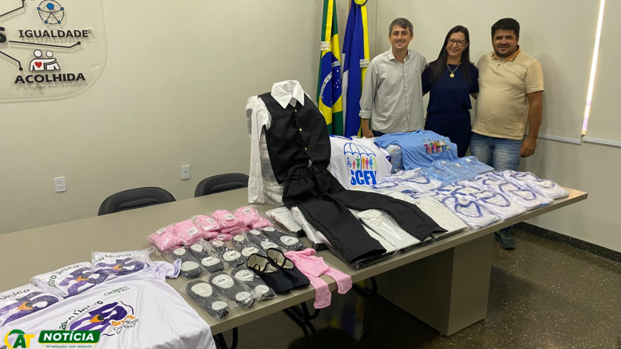 Assistência Social: Matupá Entrega Novos Uniformes para Participantes de Programas do CRAS